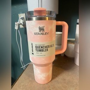 Brand new target release pink tye dye 40 ounce brand new with tags.